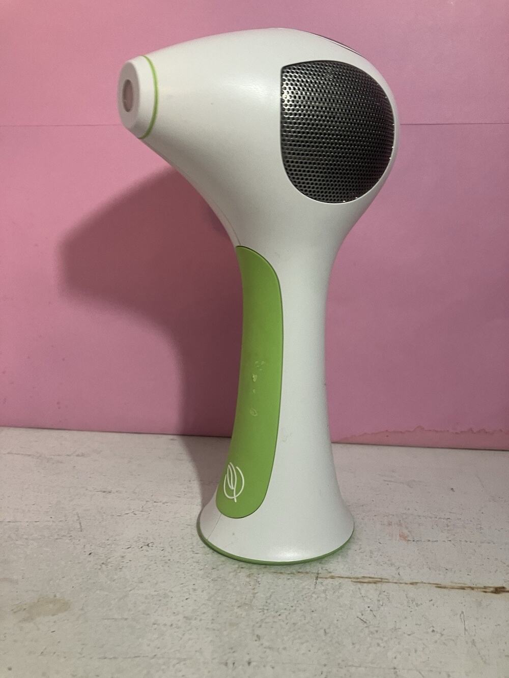 Tria Beauty 4x Permanent Hair Laser LHR 4.0 – Fully Working Great Battery Life
